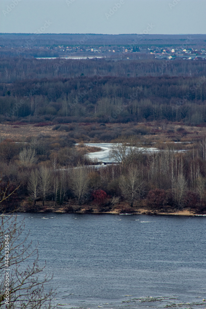 Fototapeta premium ice floats on the Volga River in spring