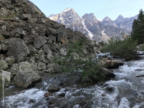 Scenic view of beautiful Lake Moraine