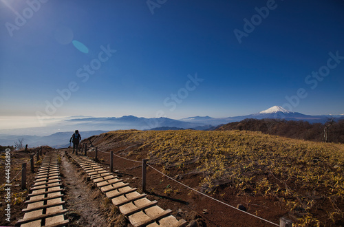Mt.Tanzawa, Tonodake 冬の快晴の丹沢山登山