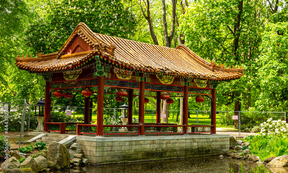 Chinese style building in the royal gardens