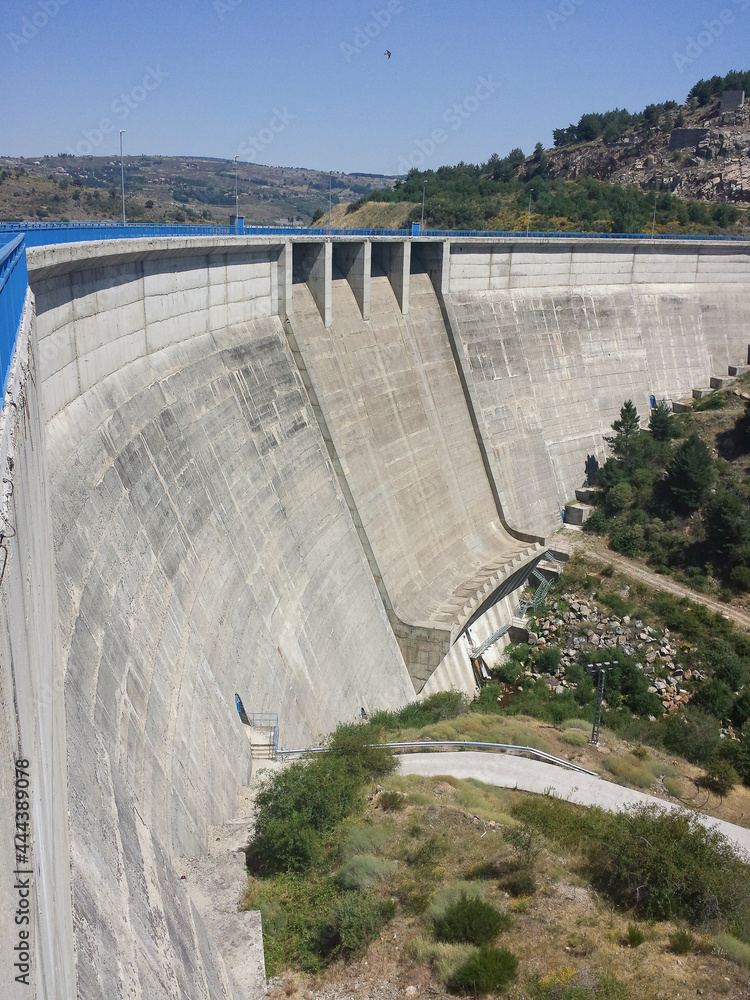 Modern prey, drinking water and irrigation