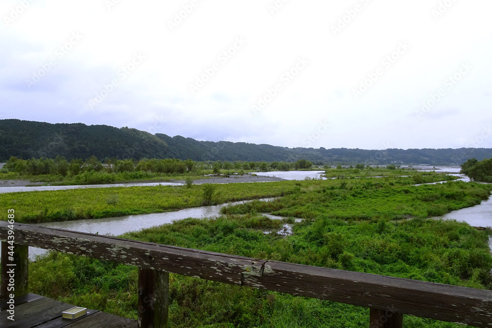 蓬萊橋から見る大井川の上流側／静岡県浜松市