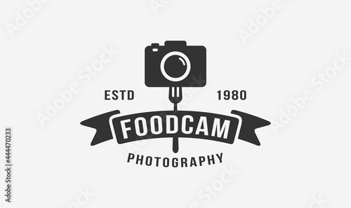 food photographer vintage logo design.