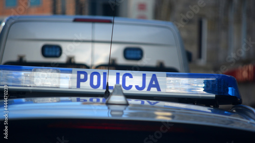 Policjanci na zabezpieczeniu zgromadzenia LGBT we Wrocław rynek. 