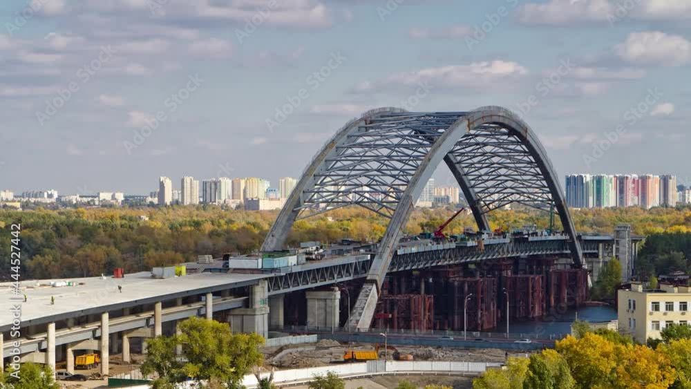 Combined car and subway bridge under construction. Unfinished Podilskiy bridge (Podilsko-Voskresenskiy bridge) Combined car and subway bridge under construction. Unfinished Podilskiy bridge (Podilsko-Voskresenskiy bridge)