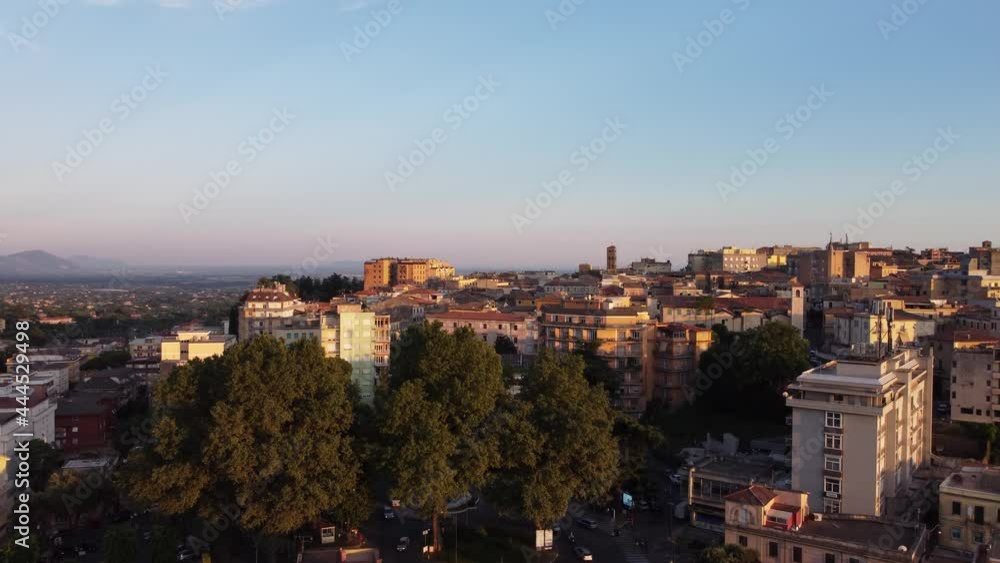 Veduta aerea del centro storico di Velletri, a poca distanza da Roma. Veduta aerea del centro storico di Velletri, a poca distanza da Roma.