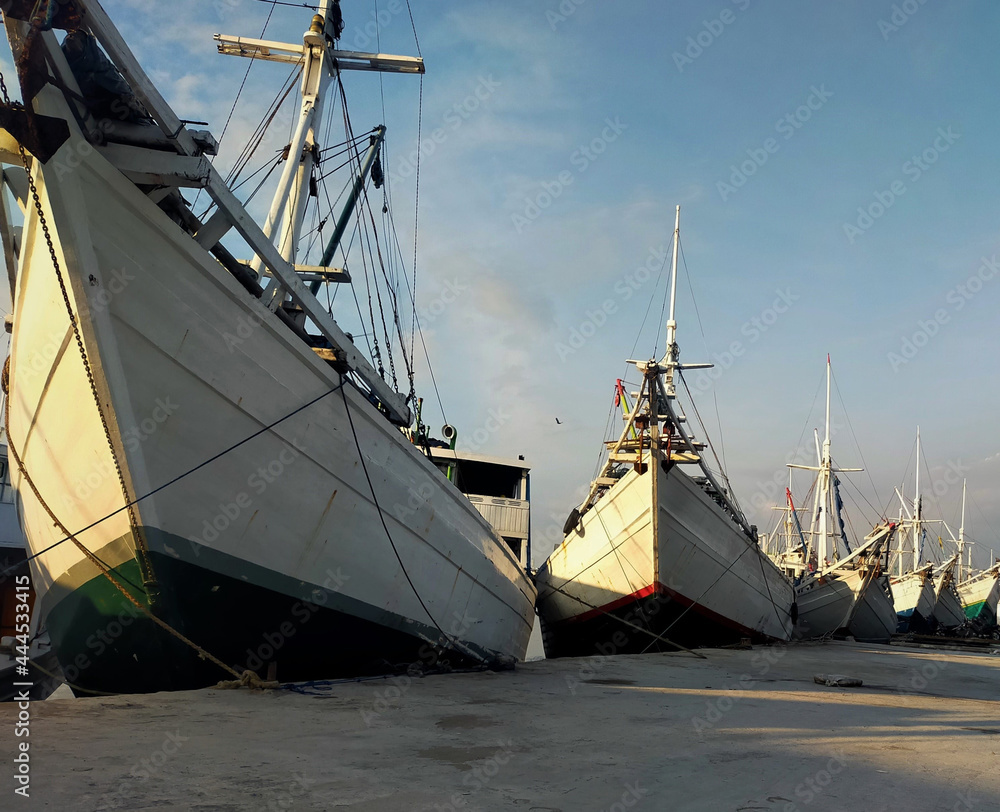 Ships carrying goods at the port of Paotere Makassar Ships carrying goods at the port of Paotere Makassar