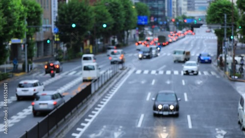 Wallpaper Mural 東京　夕方の道路　千代田区　雨の日 Torontodigital.ca