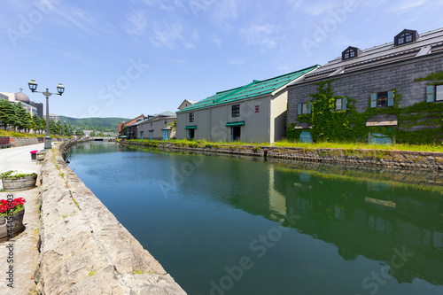 2021年、初夏の小樽運河 © bj_sozai