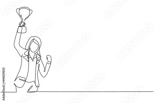 Single one line drawing young businesswoman holding golden trophy in one hand. Symbol of achievement and successful business performance. Modern continuous line draw design graphic vector illustration