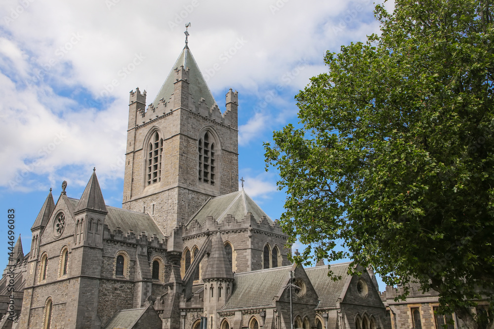 Obraz premium Christ Church Cathedral, more formally The Cathedral of the Holy Trinity, is the cathedral in the city center of Dublin, Ireland. It was founded circa 1028, is Dublin's oldest working structure.