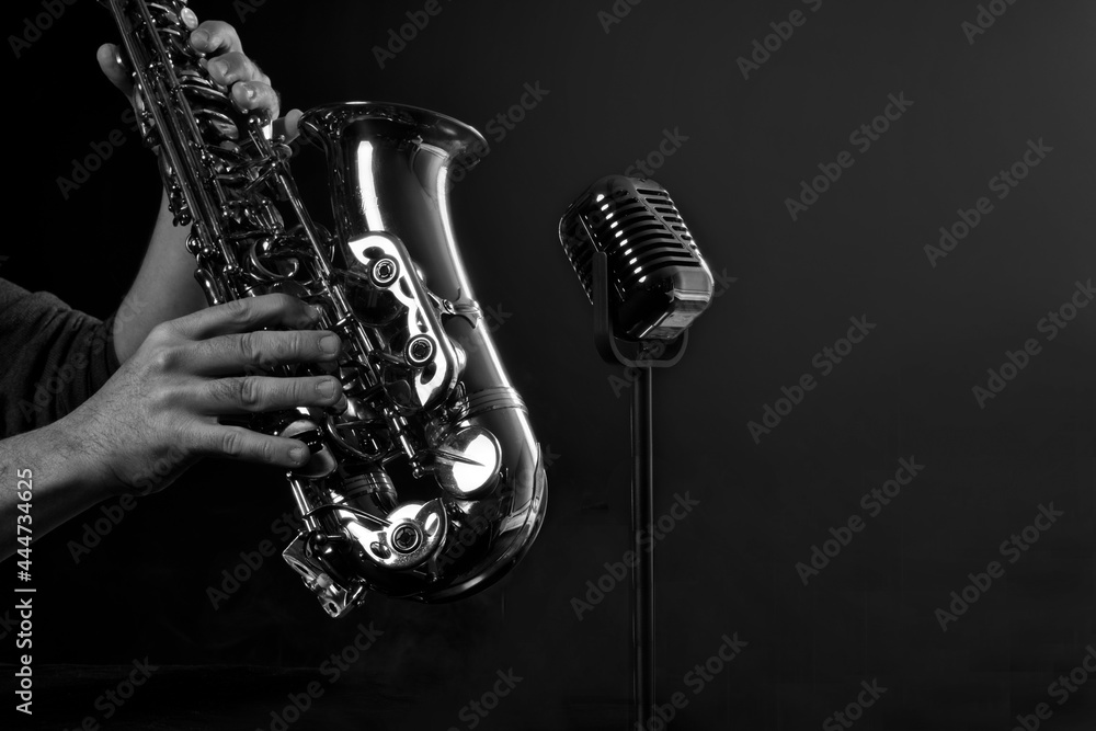 Naklejka premium jazz music movement saxophonist