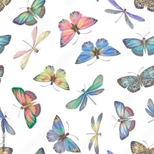 Pattern of watercolor butterflies and dragonflies. Seamless pattern of colorful insects with wings for design  scrapbooking  cards  wallpaper  print  print  wrapping paper. Bright dragonflies