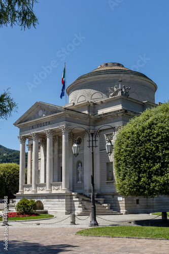 A.Volta's memorial monument - Como (IT)