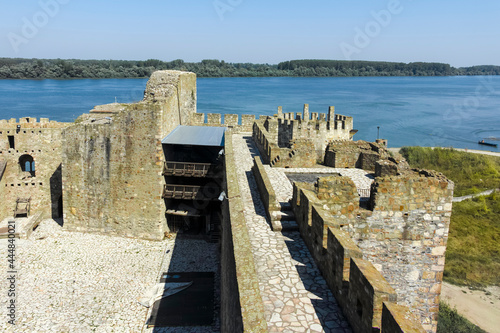 Obraz na plátně Ruins of Smederevo Fortress in town of Smederevo, Serbia