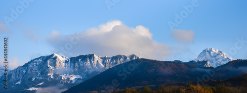 Fototapeta Naklejka Na Ścianę i Meble -  panorama of the mountains