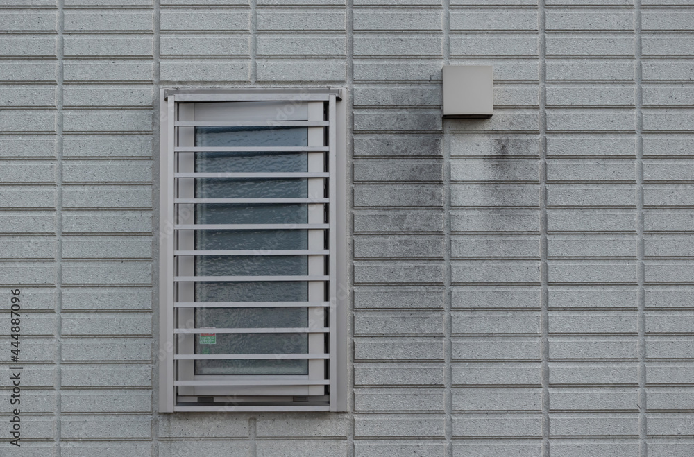 Fototapeta premium 住宅設備 面格子窓 外壁汚れ