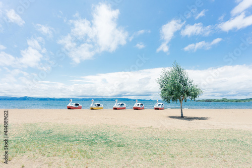 猪苗代湖とボート