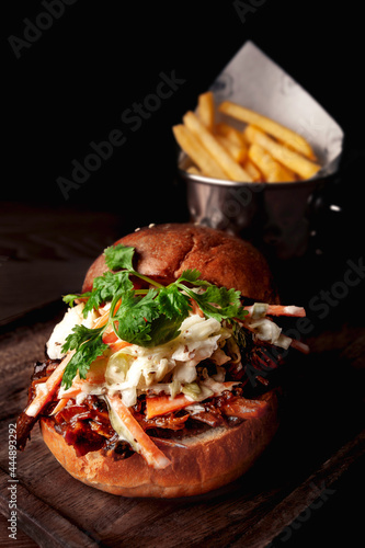 pulled pork sandwich