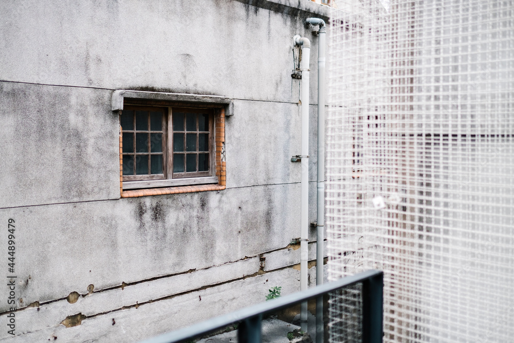 Fototapeta premium old window dirty wall