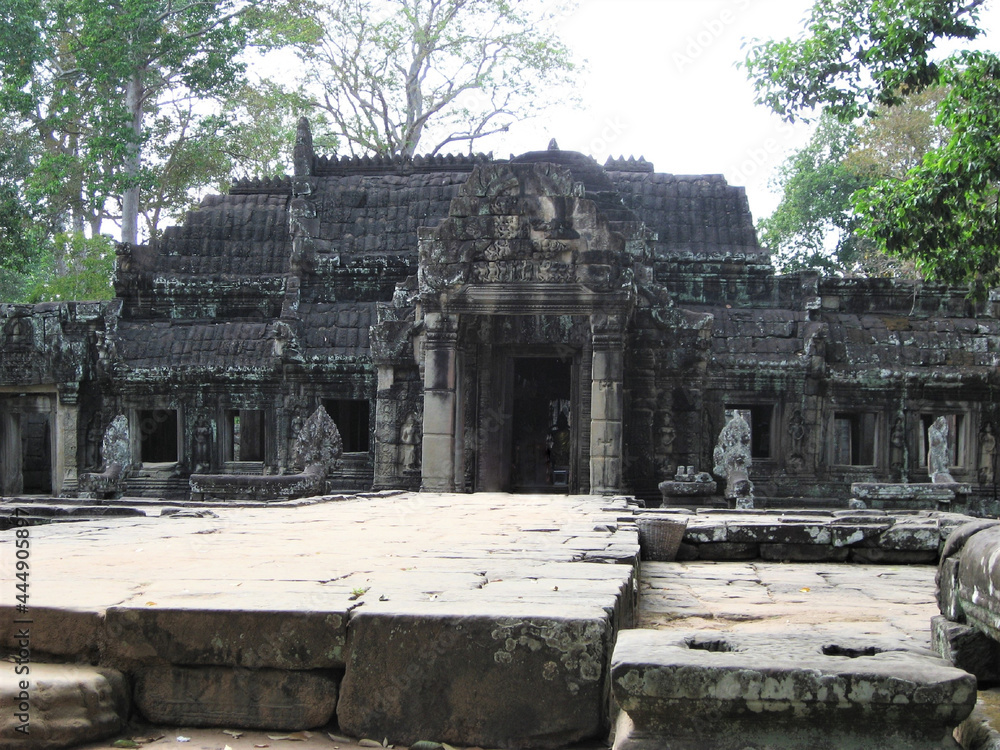 カンボジア、アンコールトム周辺のバンテアイクディ。
 塔門。
 Banteay Kdei at Angkor Thom area, Cambodia. 