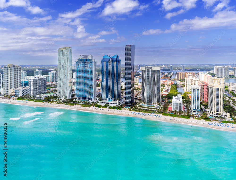 Obraz premium Miami Beach Florida view from a Helicopter, Aerial