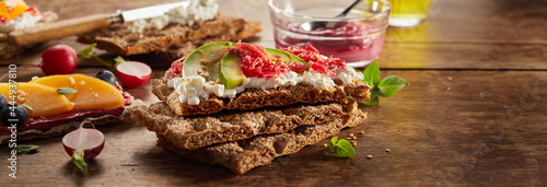 Photos Appetizing crispbread toasts paced on table for snack