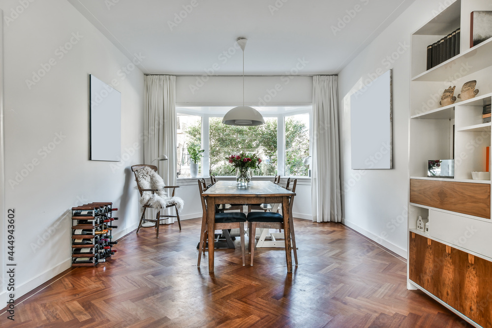 Modern dining room Modern dining room