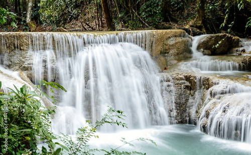 Fototapeta Naklejka Na Ścianę i Meble -  Khuean Srinagarindra National Park, Huay Mae Khamin Waterfalls, in Kanchanaburi, Thailand