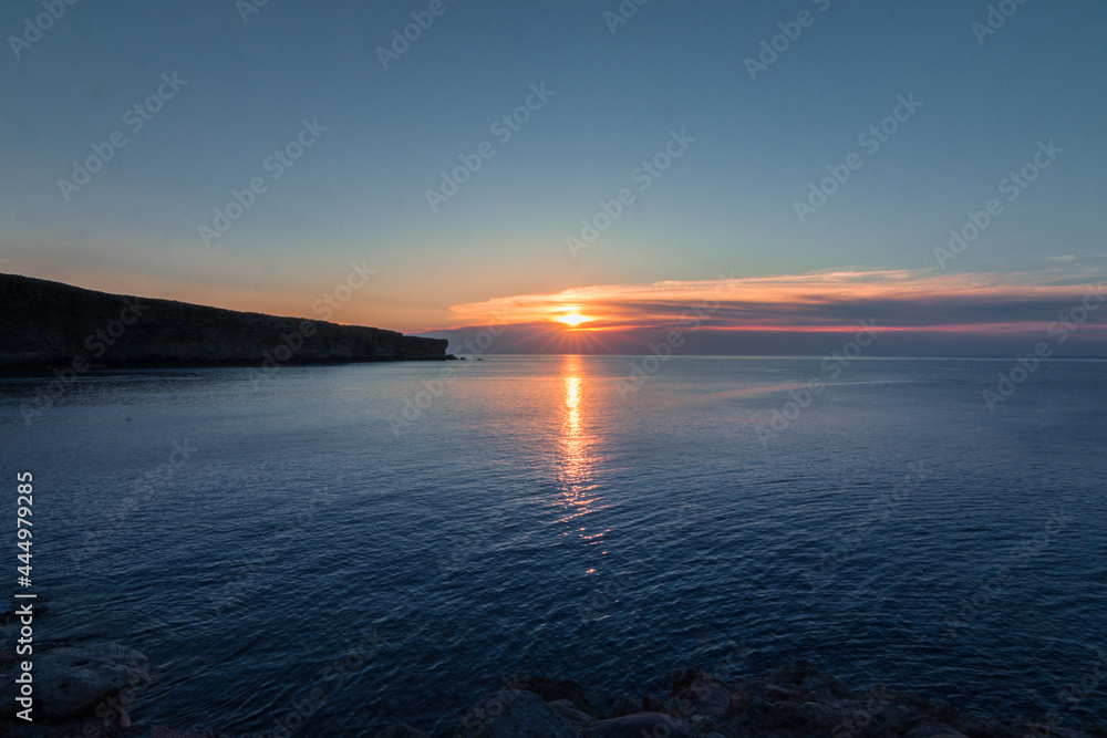 Naklejka premium sunset over the sea