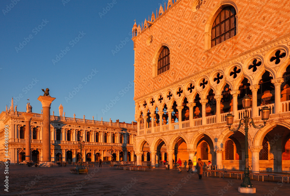 Doge's Palace (Palazzo Ducale) and Piazzetta di San Marco, Venice