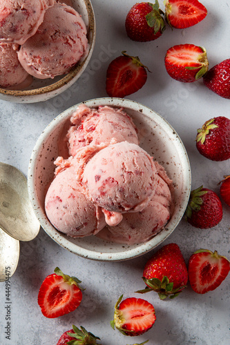 Strawberry ice cream with fresh strawberries photo