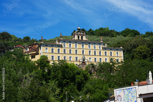 Collodi è la città natale di Pinocchio. È un borgo medievale in Italia e famoso per essere il luogo in cui è cresciuto l'autore di Pinocchio.