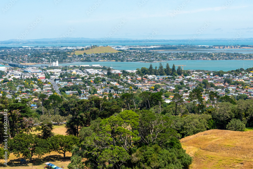Panoramic view of Auckland from One Tree Hill Park