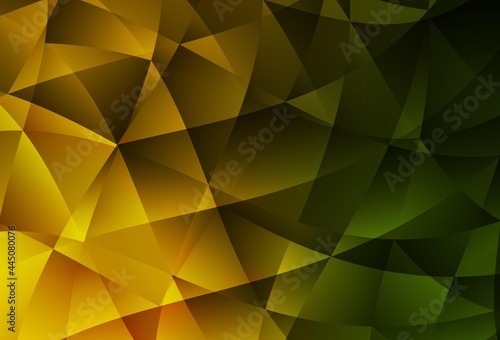 Dark Green, Yellow vector shining triangular backdrop.