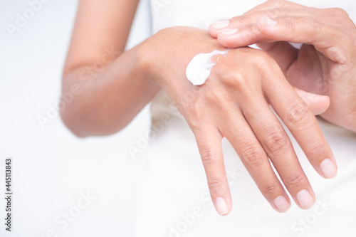 Woman Apply Lotion on Hand Cream Moisturizer Trestment Cosmetic for Skin Care