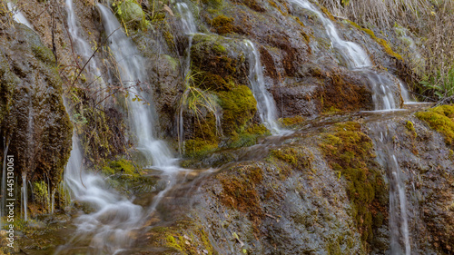 Pequeña cascada cerca de la población de Chera, en la provincia de Valencia. Comunidad Valenciana. España. Europa