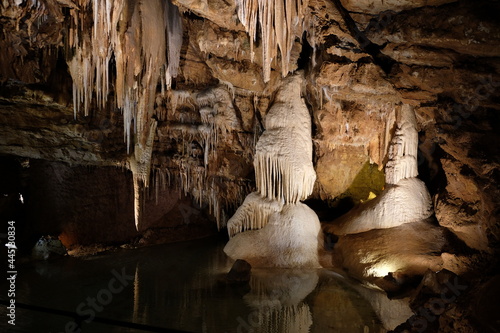 Grotte de Lacave