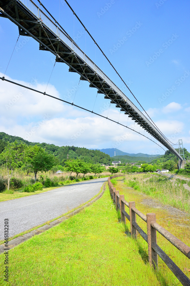 宮ケ瀬湖　吊り橋　神奈川県清川村付近の風景