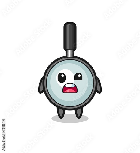 the shocked face of the cute magnifying glass mascot