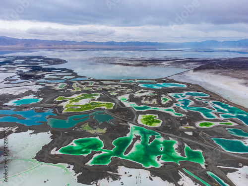 Aerial view of Dachaidan Jade Lake, a salt lake located in Qinghai Province, China.