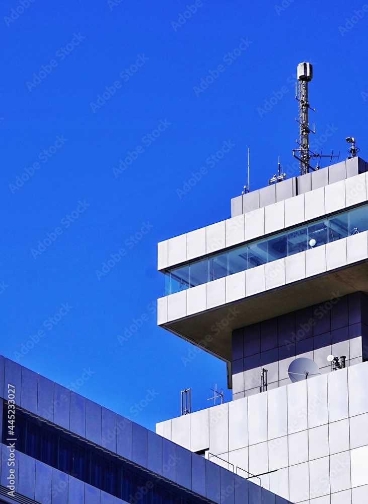 Fototapeta premium modern office building