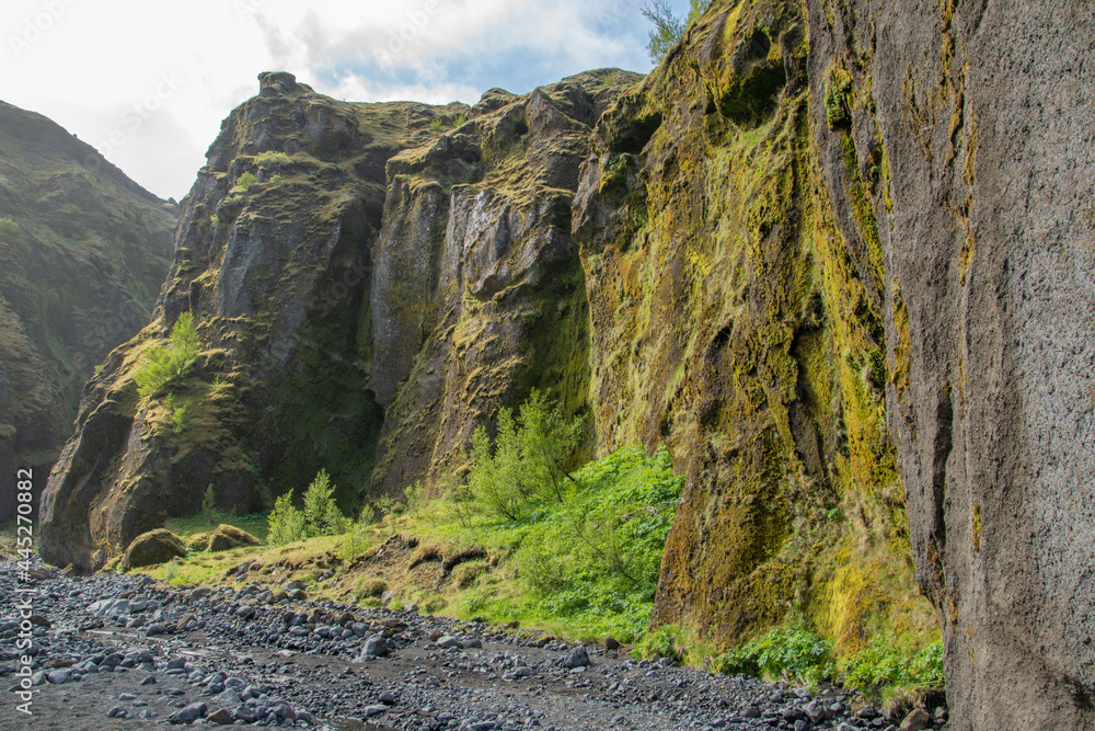 Wanderung durch die Schlucht Stakkholtsgjá in der Thorsmörk im Süden von Island
