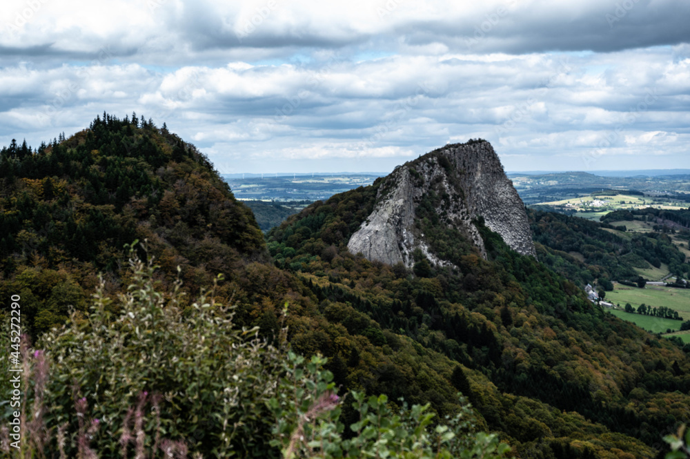 Obraz premium Montagne d'Auvergne