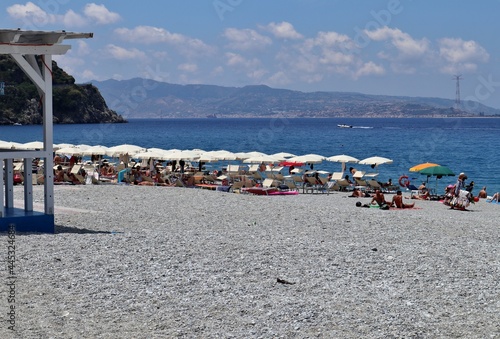 Fototapeta Naklejka Na Ścianę i Meble -  Scilla - Lido Antares dal Lungomare Colombo