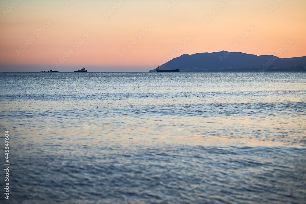 Fototapeta premium sea ​​at sunset