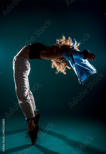Choreographic dance jumping routine