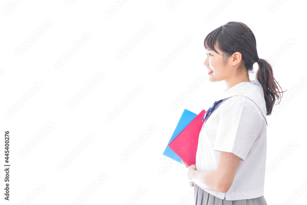 出張に行く若いビジネスウーマン