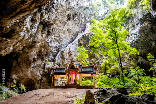 Phraya Nakhon Cave, Khua Kharuehat pavillion temple in Khao Sam Roi Yot National Park in Prachuap Khiri Khan, Thailand © pierrick