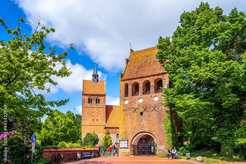 Sankt Johannes Kirche, Bad Zwischenahn, Niedersachsen, Deutschland	